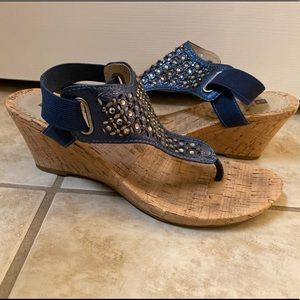 White Mountain sandals